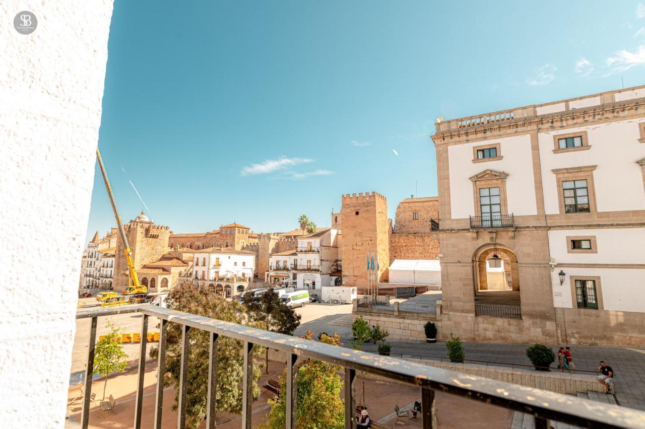 Apartamentos Soho Boutique Plaza Mayor Cáceres Exterior photo