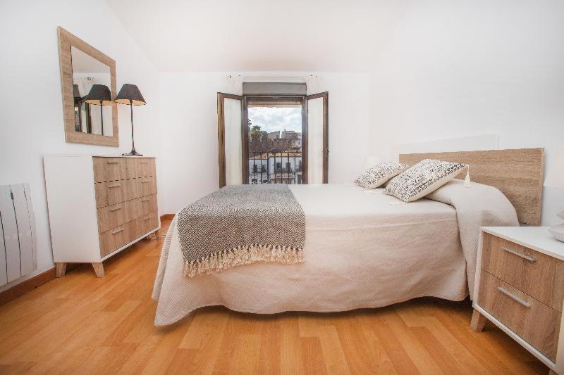Apartamentos Soho Boutique Plaza Mayor Cáceres Room photo